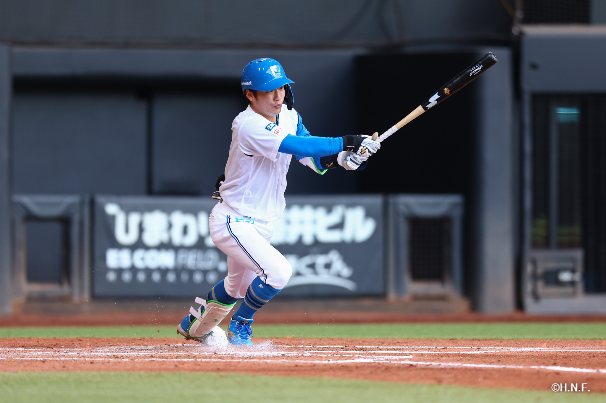 3回裏、奈良間選手01