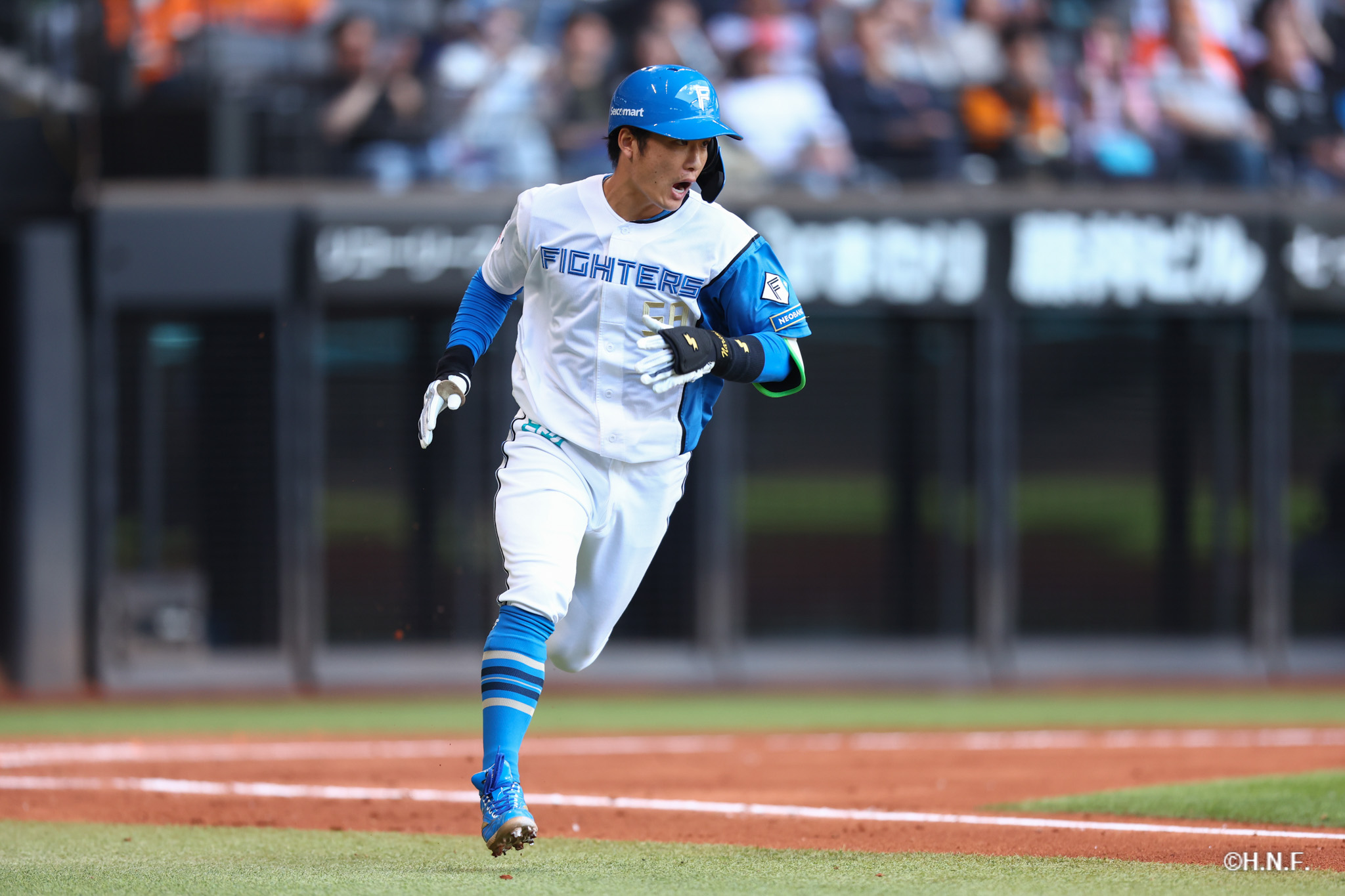 3回裏、奈良間選手02
