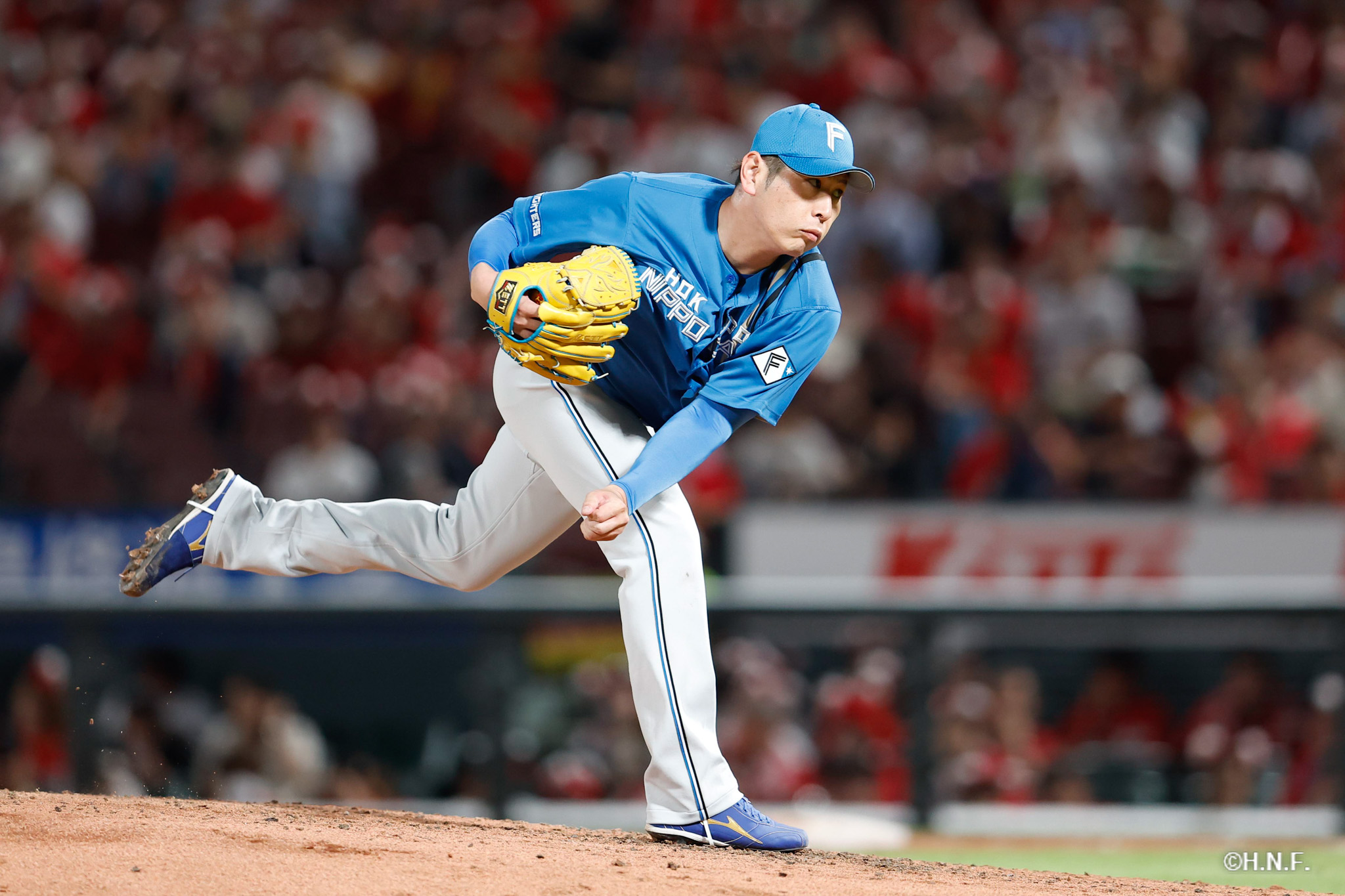 6回裏、加藤貴投手01