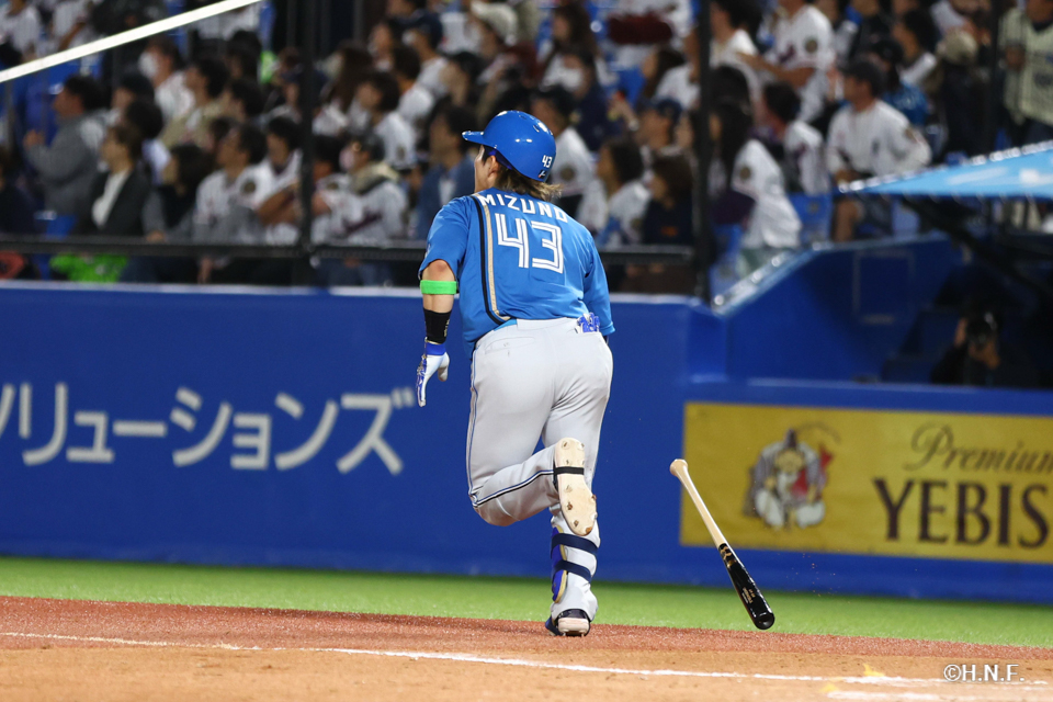 11回表、水野選手01