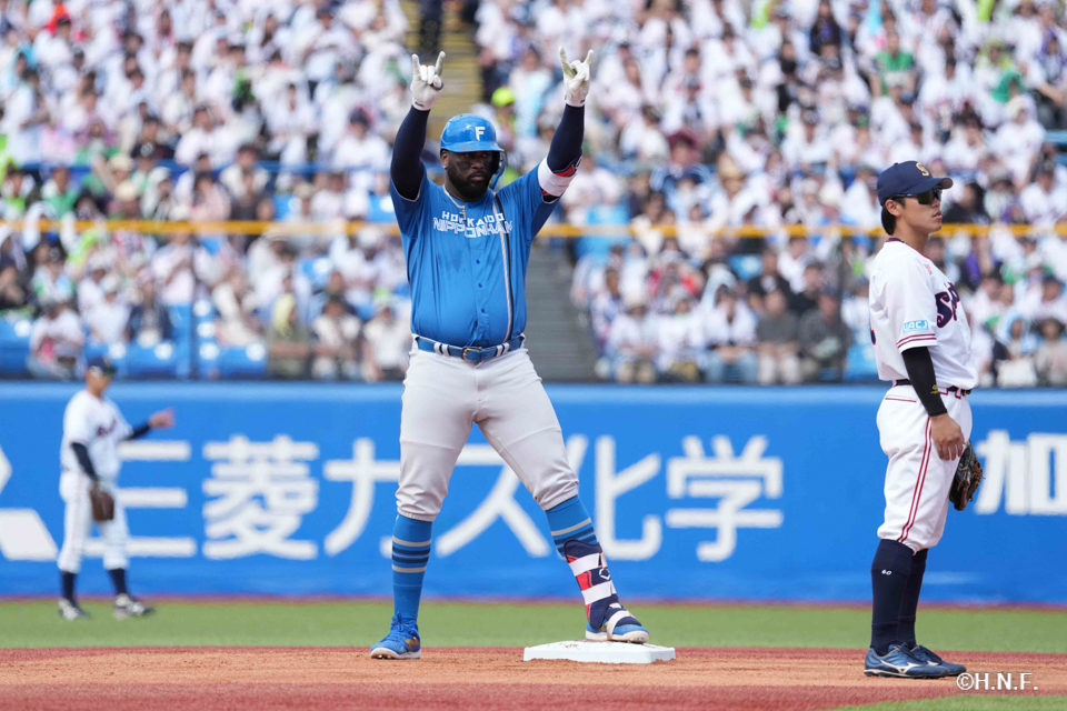 4回表、レイエス選手