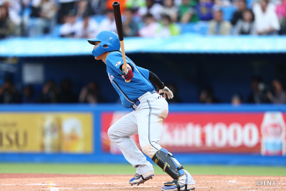 4回表、野村選手01