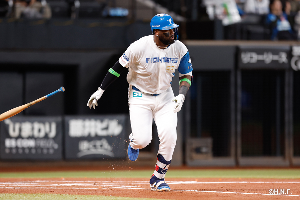 1回裏、レイエス選手