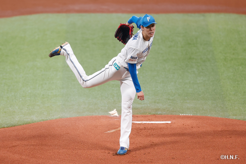 先発の福島投手01