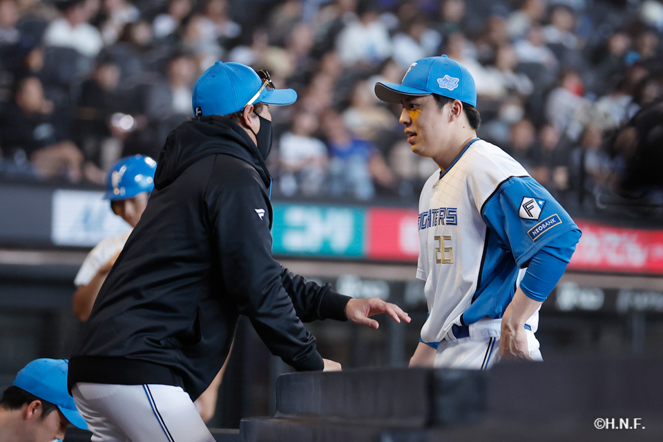 8回表、田中正義投手04