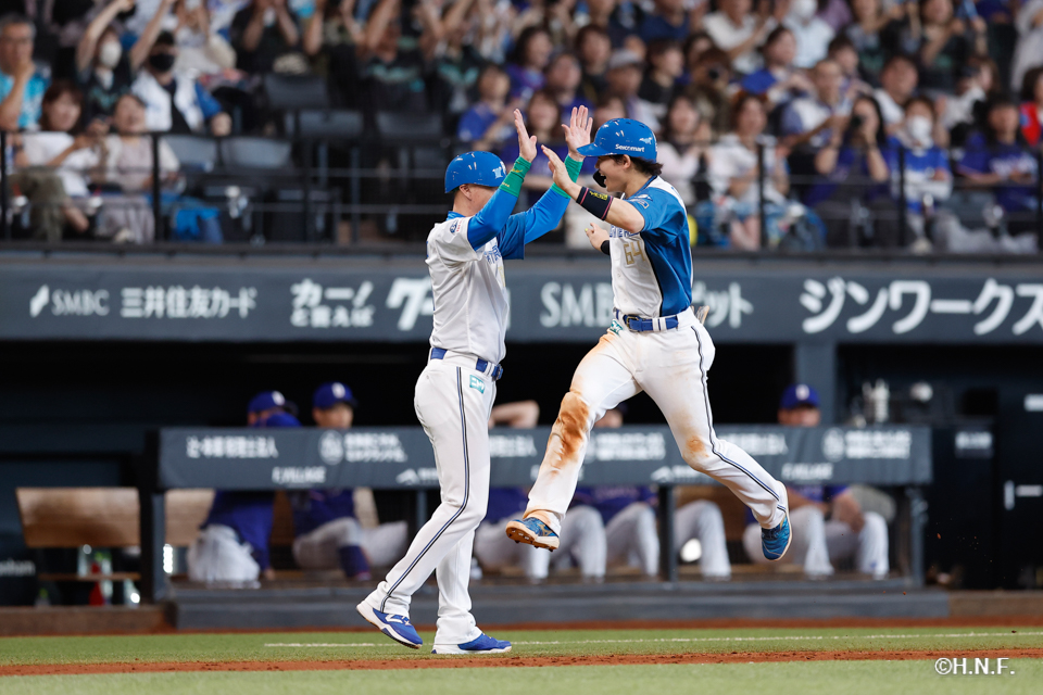 8回裏、田宮選手02