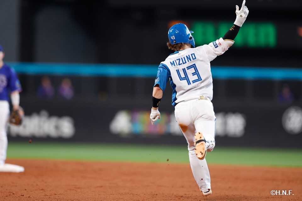 9回裏、水野選手10