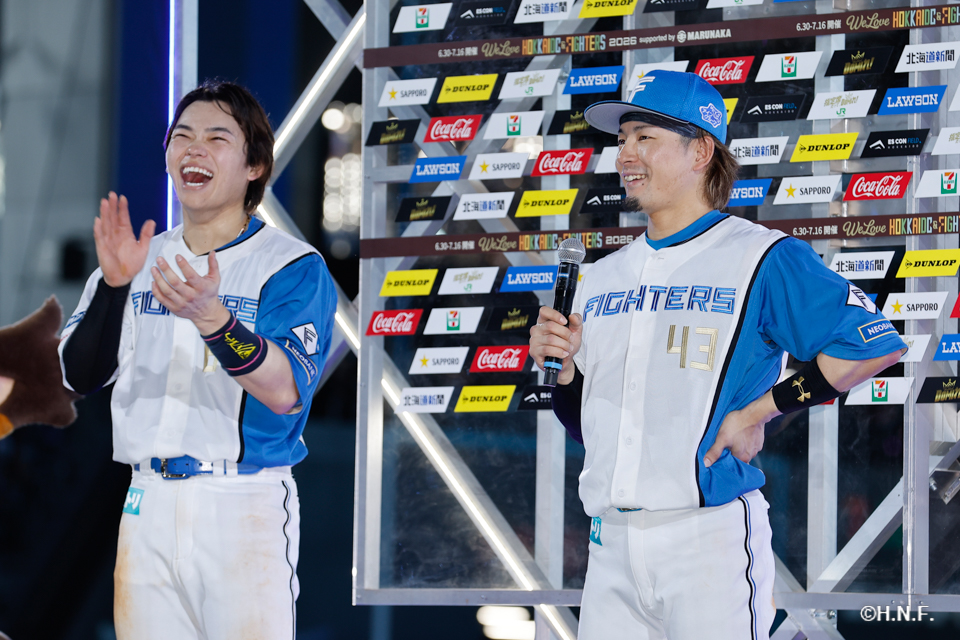 ヒーローの田宮選手と水野選手01