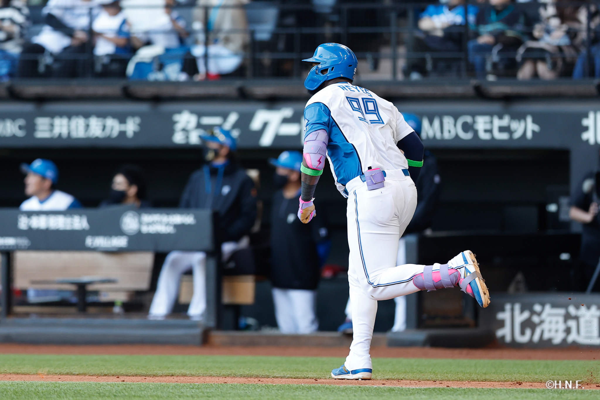 3回裏、レイエス選手01