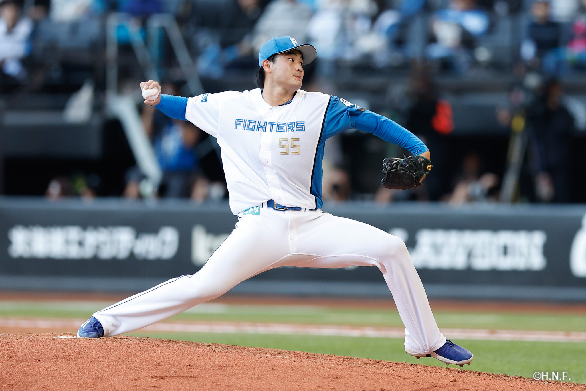 5回表、菊地投手01