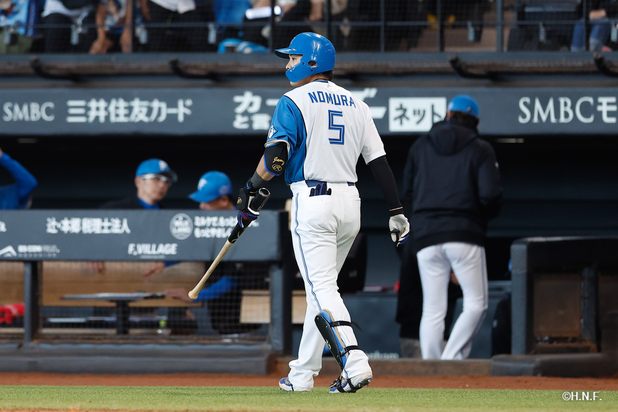 9回裏、野村選手