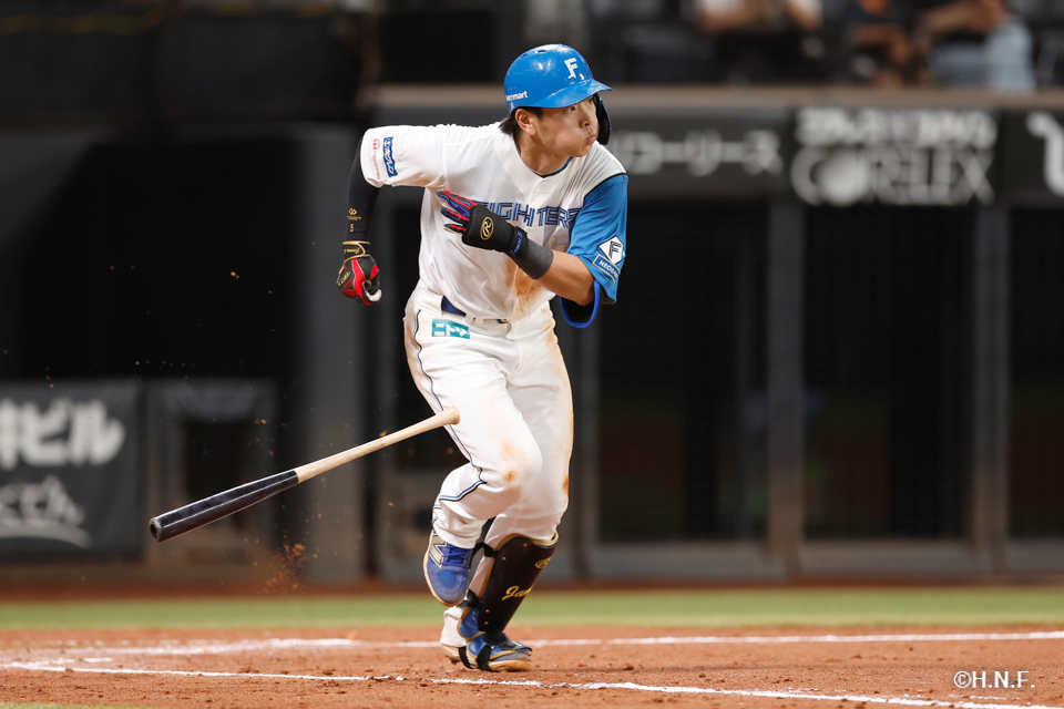 4回裏、野村選手02