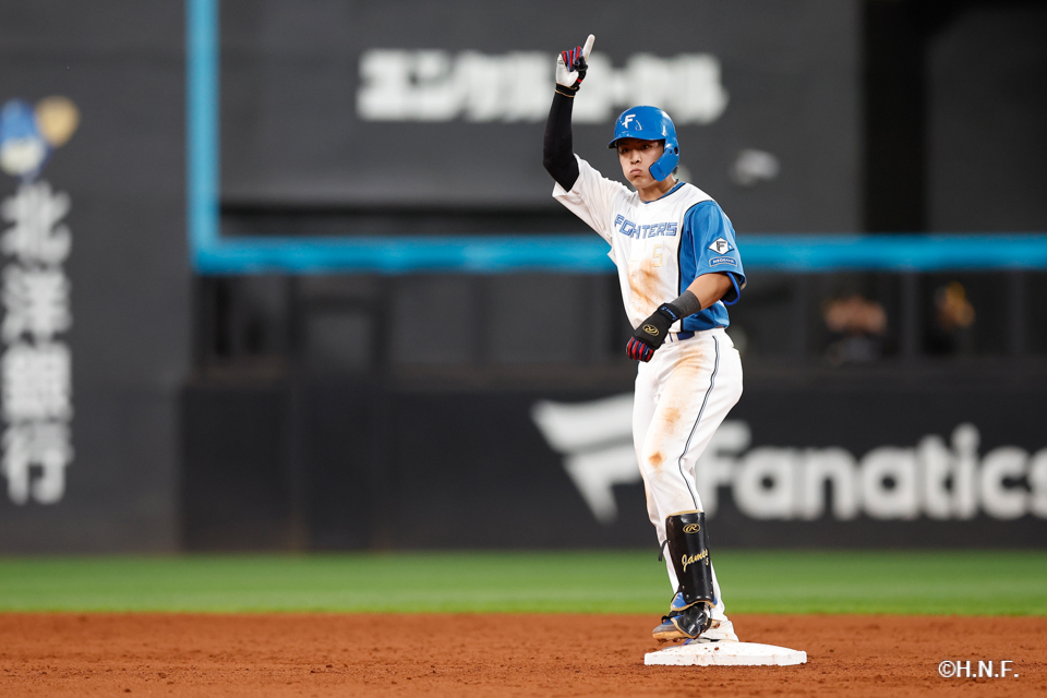 4回裏、野村選手05