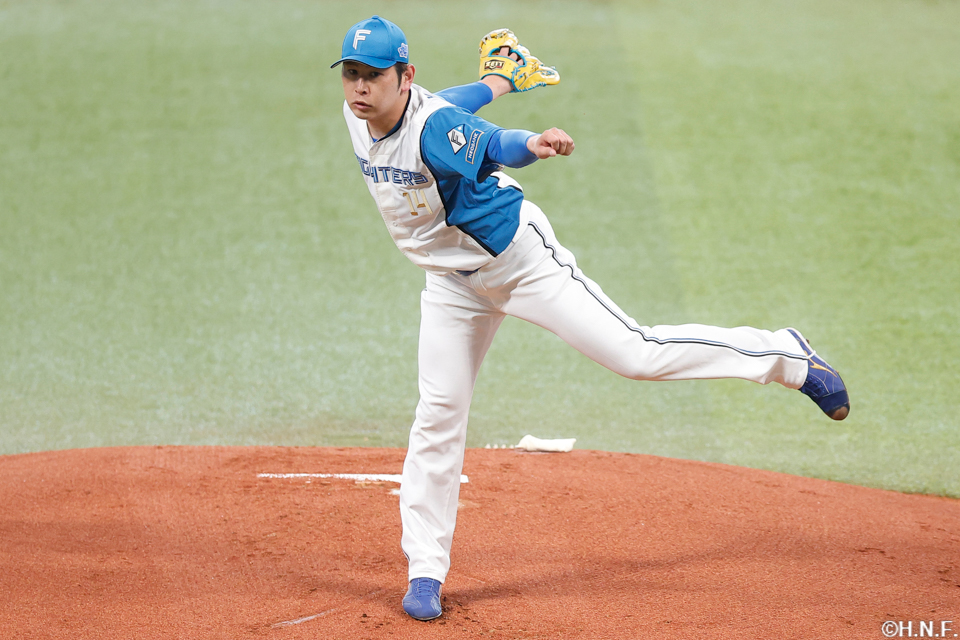 先発の加藤貴投手02