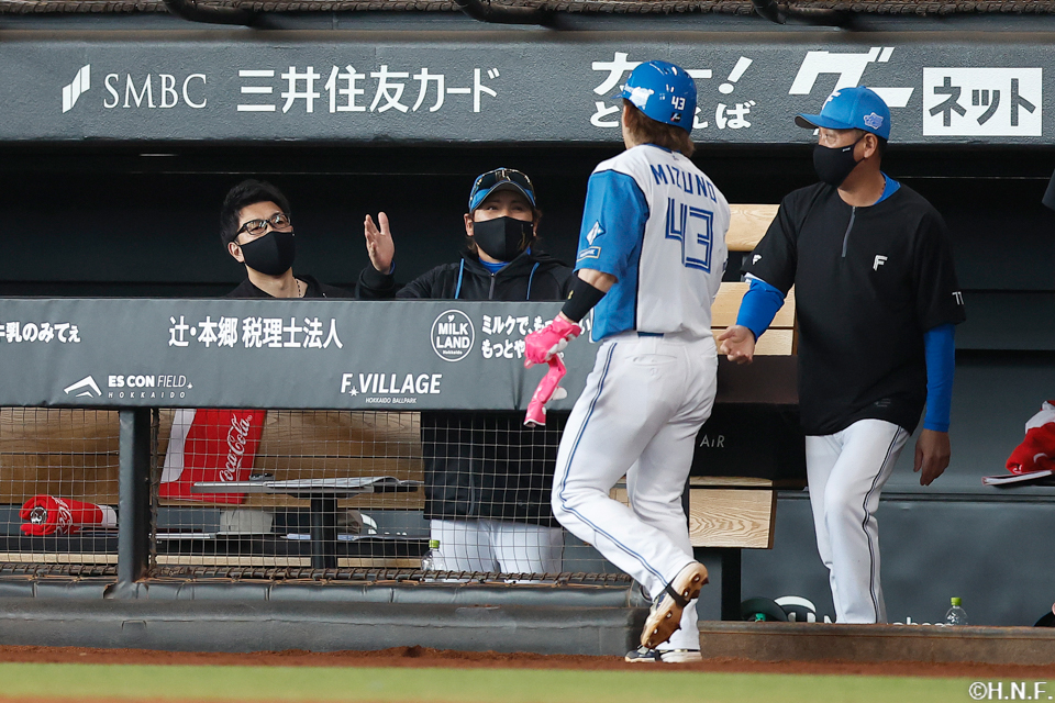 3回裏、水野選手05