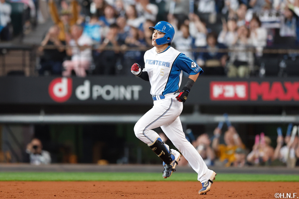3回裏、野村選手