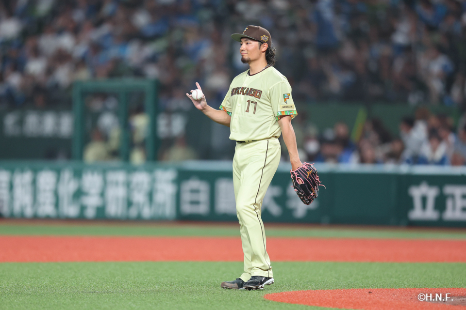 先発の伊藤投手02