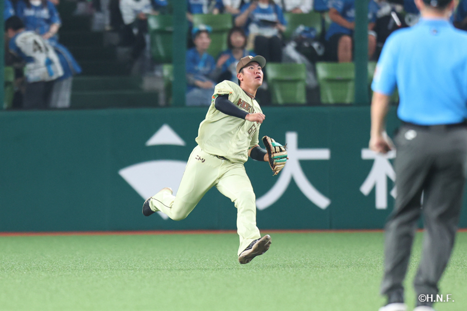 2回裏、吉田選手