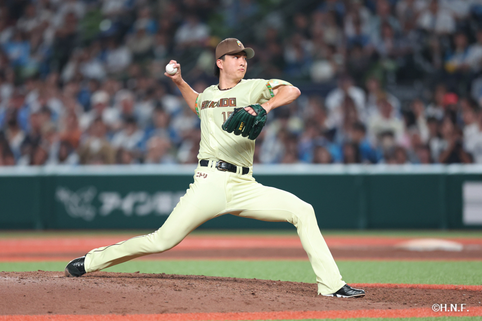 8回裏、達投手