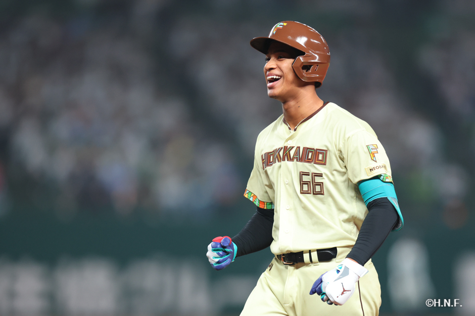8回表、万波選手02