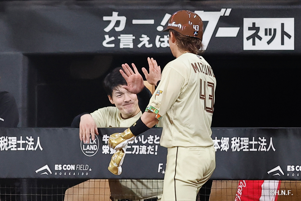 6回裏、水野選手02