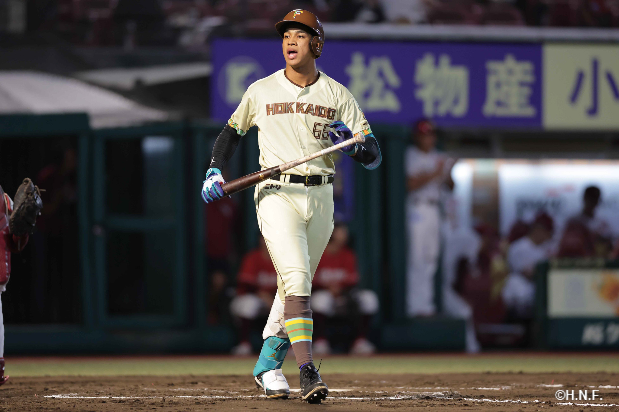 7回表、万波選手