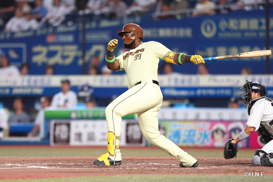 4回表、レイエス選手01