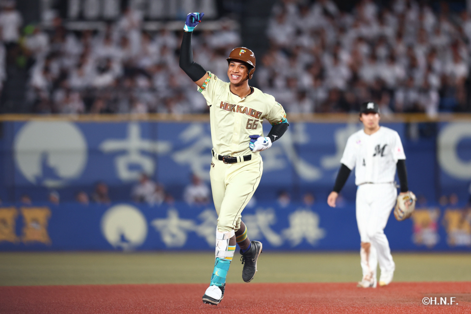 7回表、万波選手02