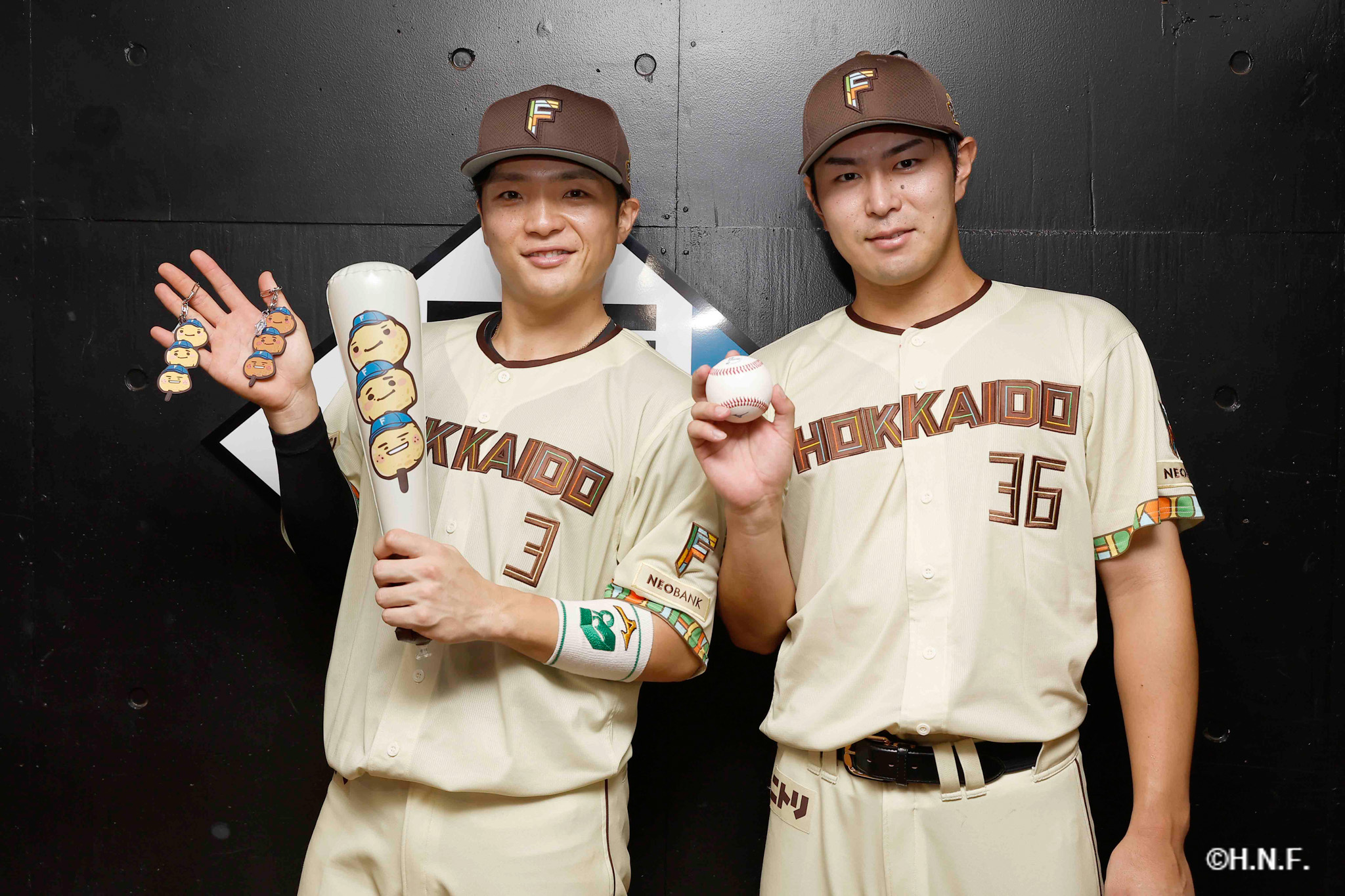 ヒーローの郡司選手と宮崎選手03