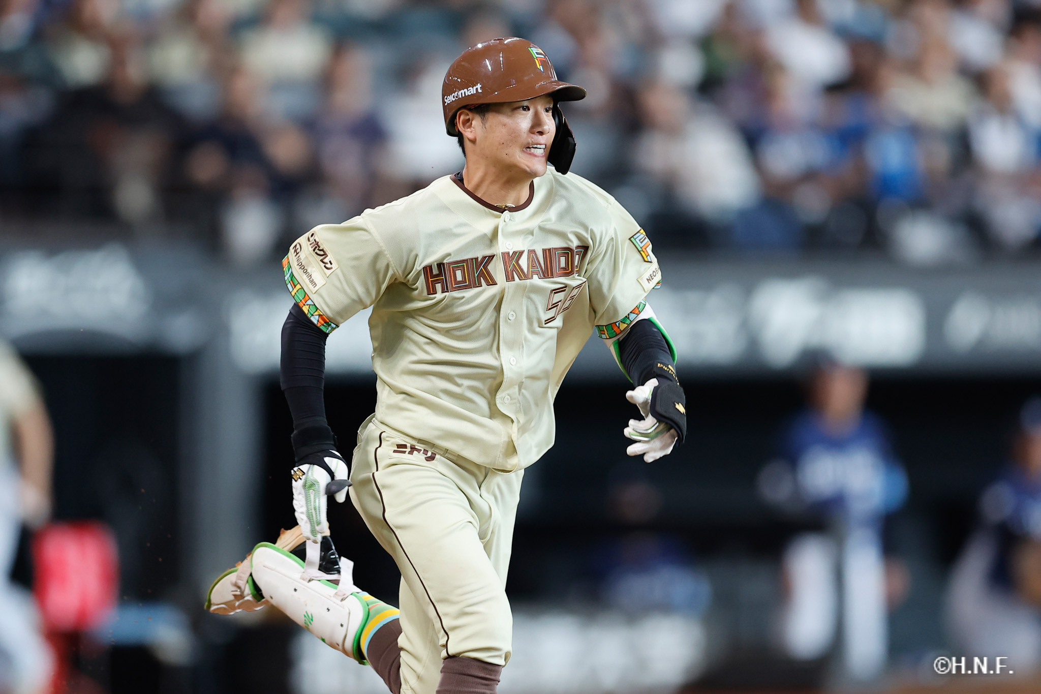 5回裏、奈良間選手03