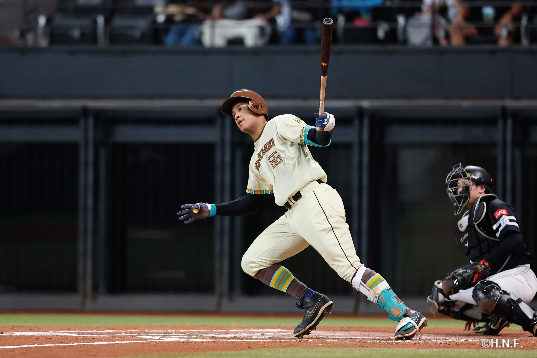 6回裏、万波選手