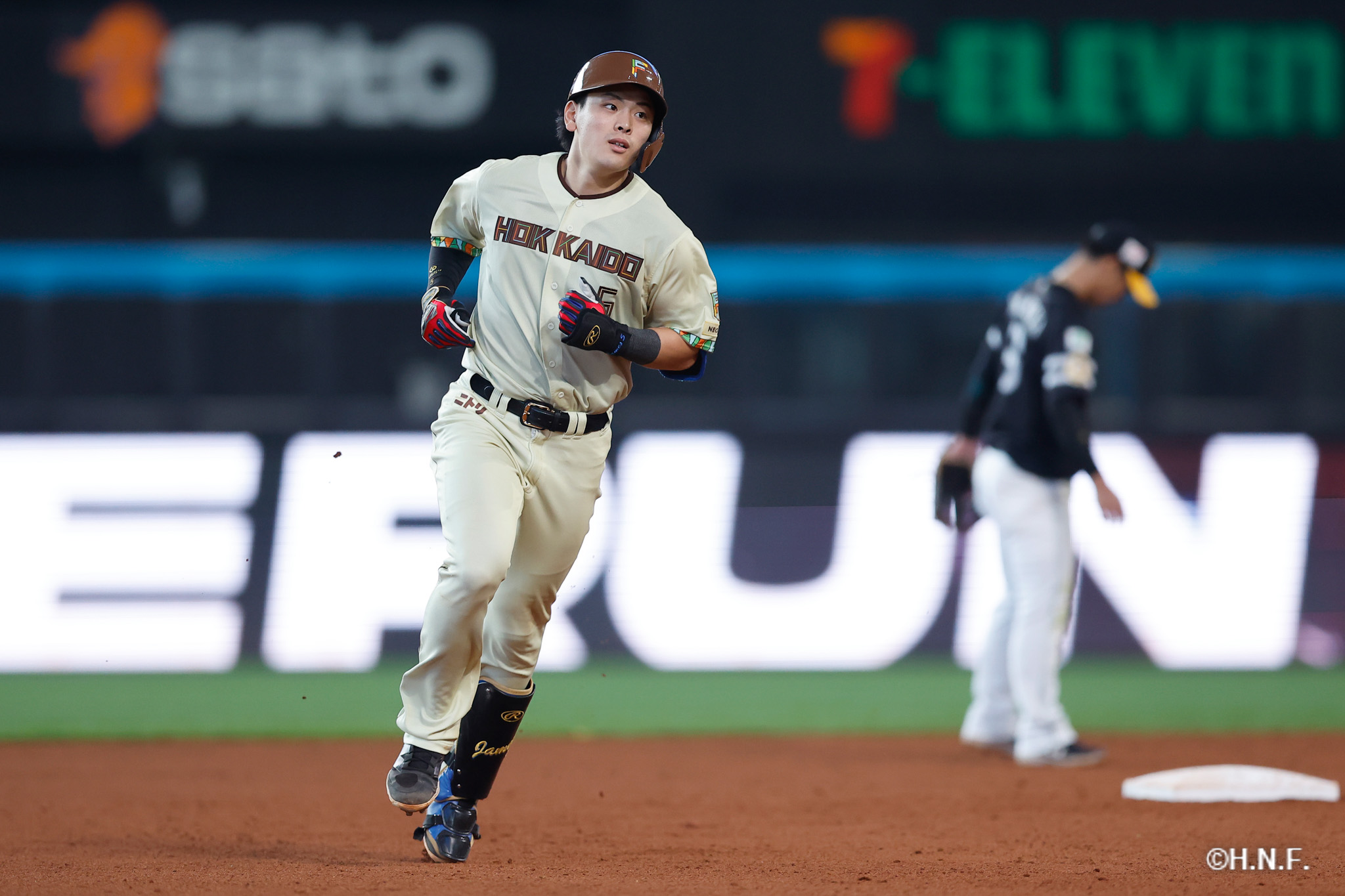 7回裏、野村選手05
