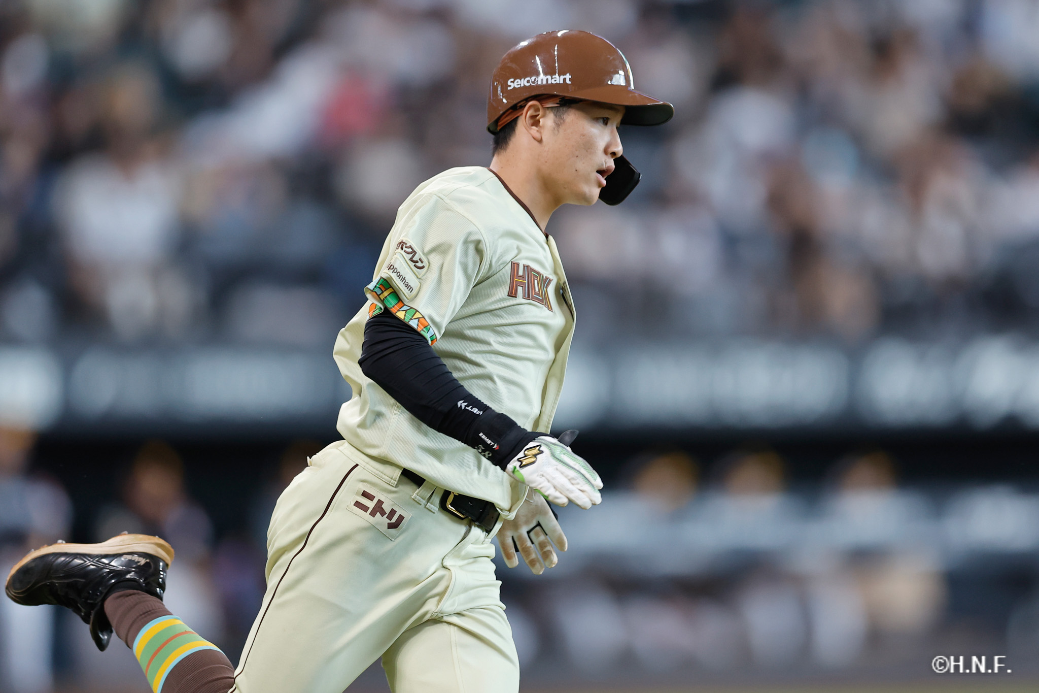 5回裏、奈良間選手02