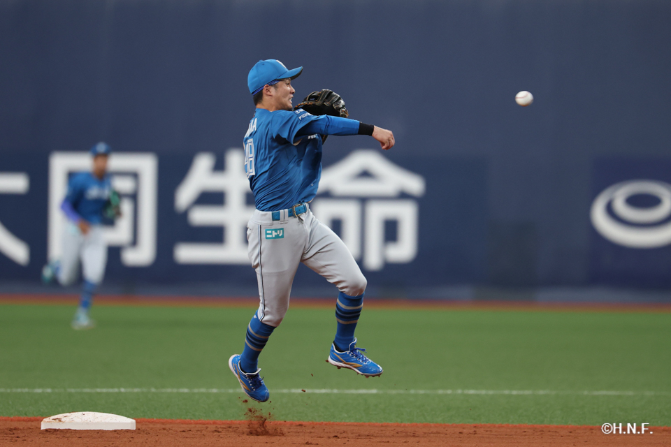 3回裏、奈良間選手