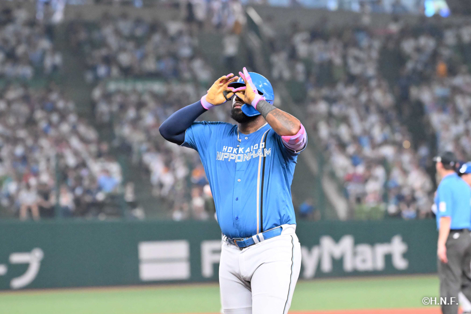 2回表、レイエス選手02