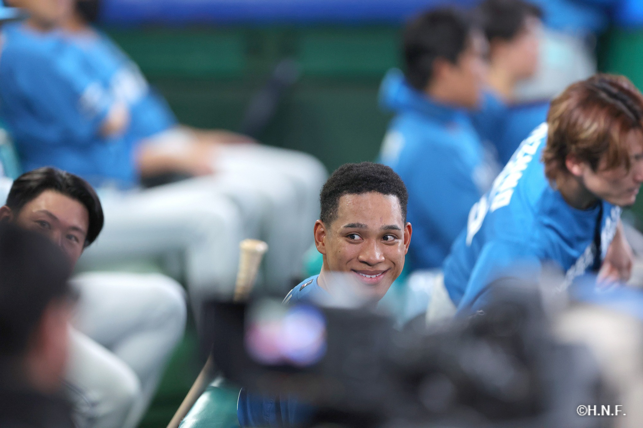 6回表、万波選手04