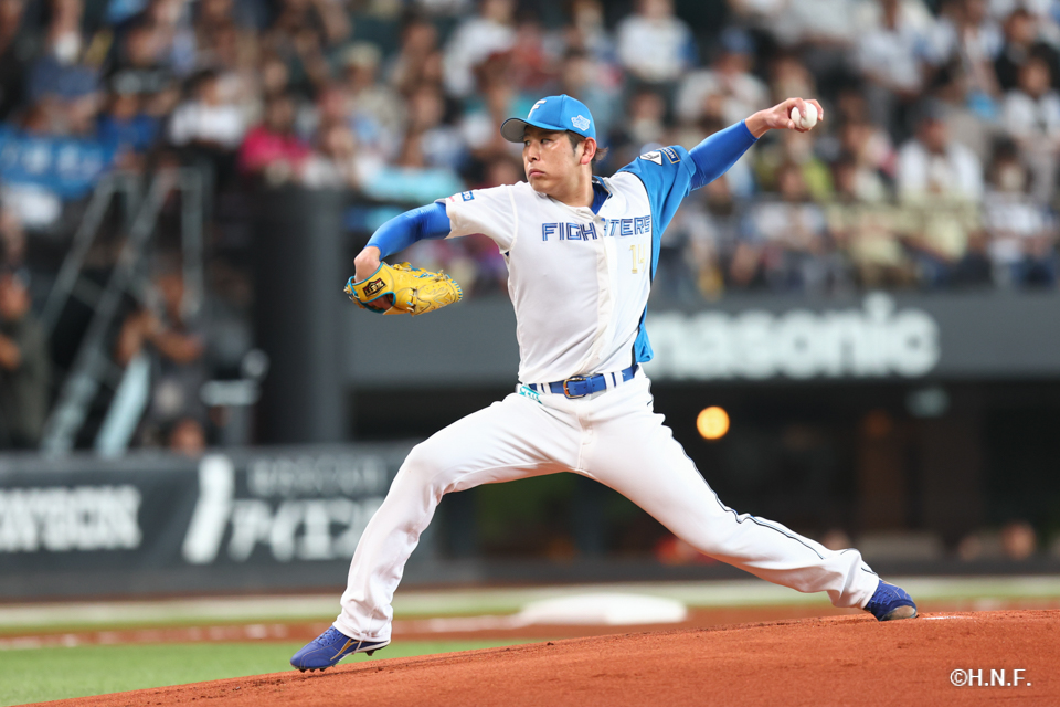 先発の加藤投手01