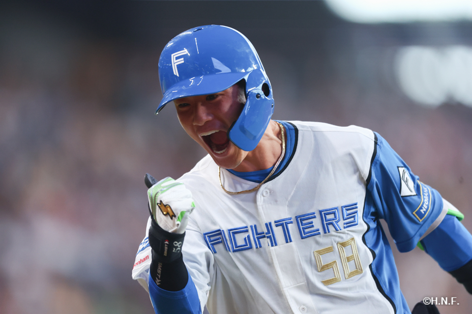 7回裏、奈良間選手02
