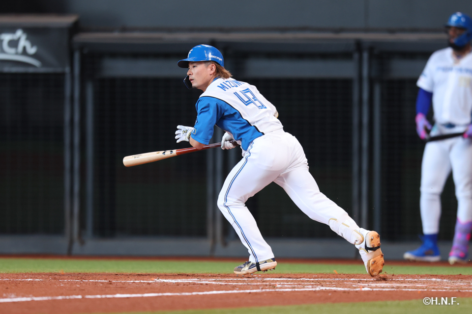 2回裏、水野選手02