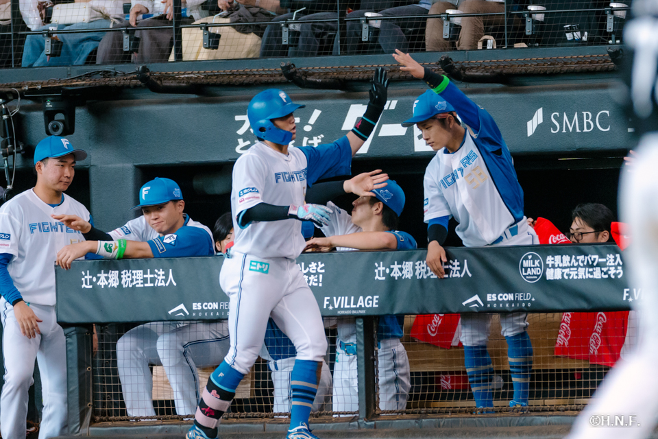 5回裏、細川選手02