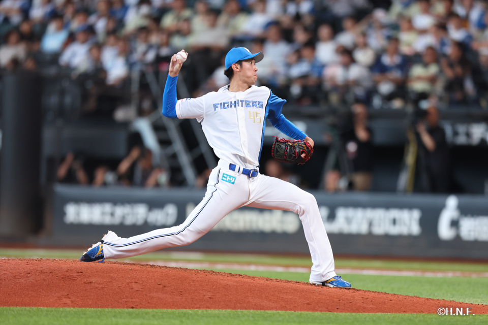 8回表、福島投手01