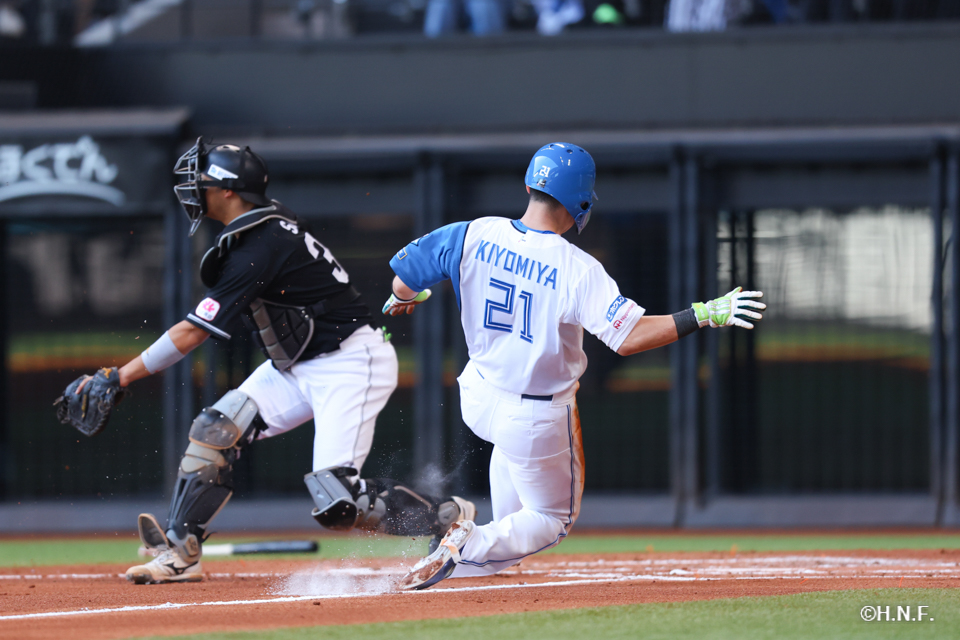 2回裏、清宮選手02
