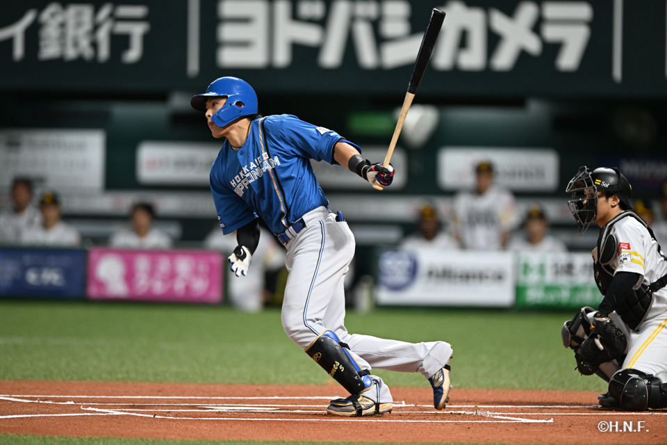 1回表、野村選手01
