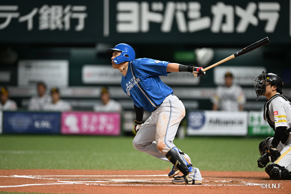 6回表、野村選手01