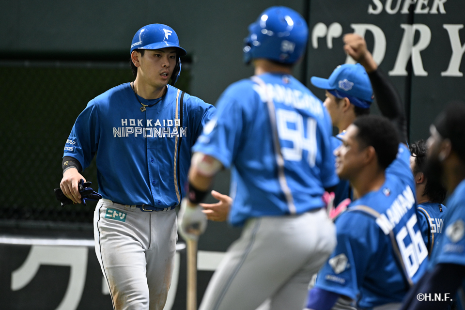 6回表、野村選手02