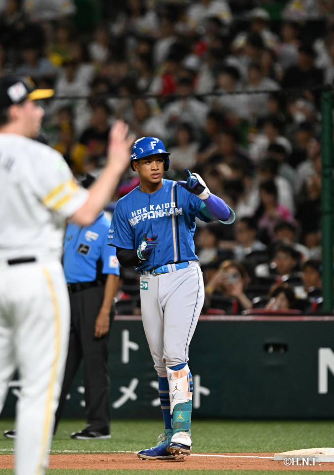 6回表、万波選手