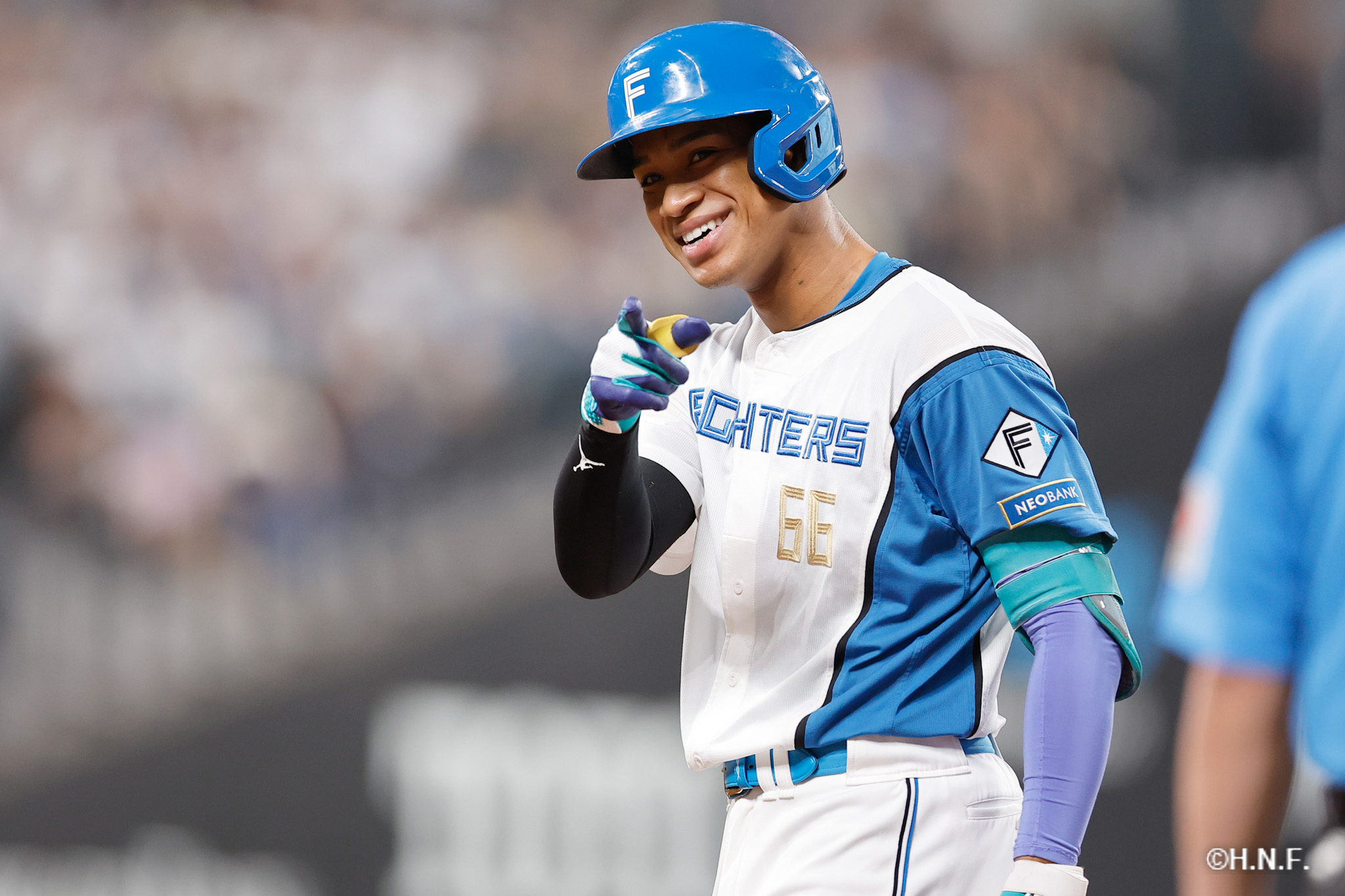 3回裏、万波選手02