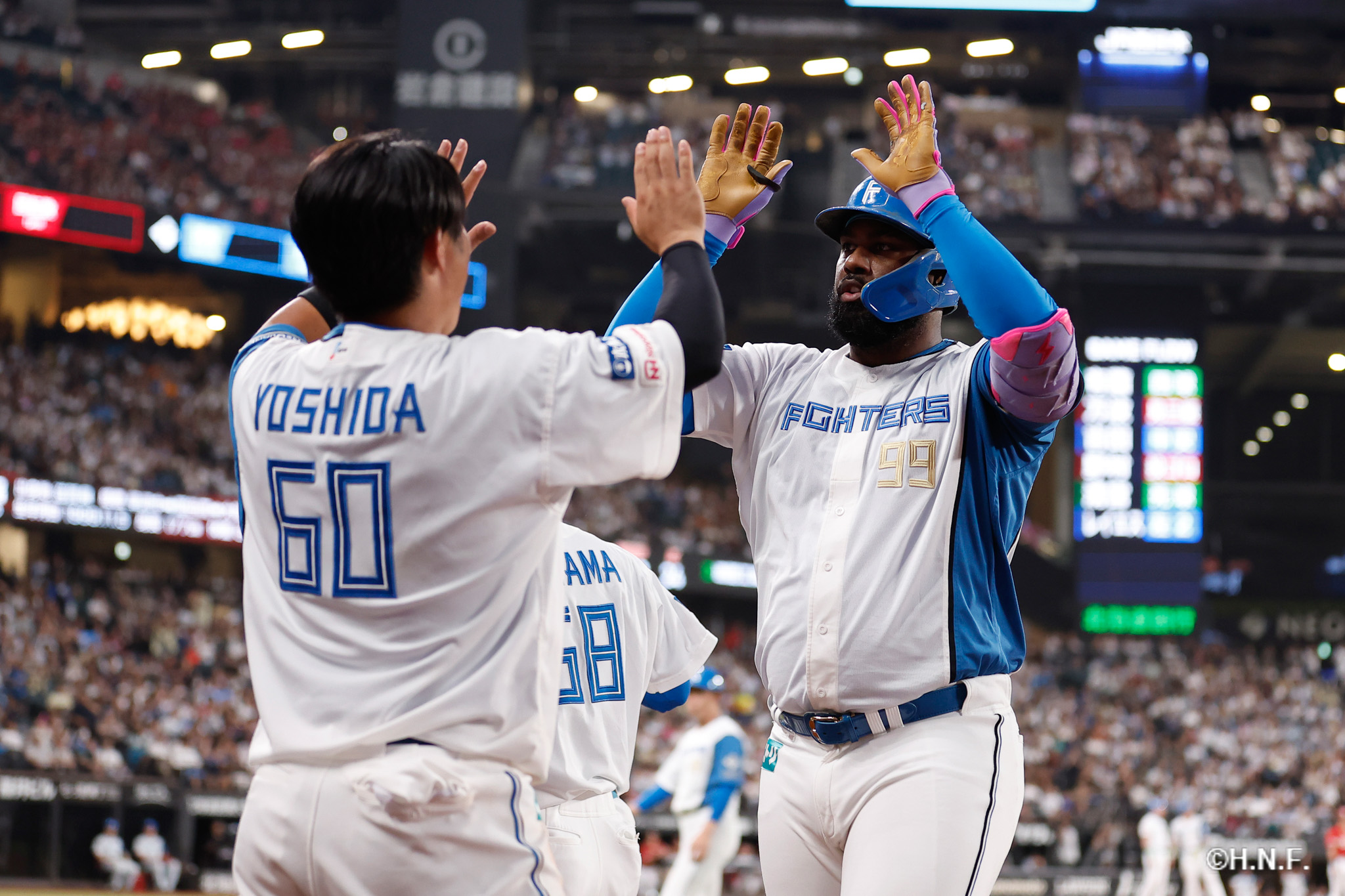 8回裏、レイエス選手13