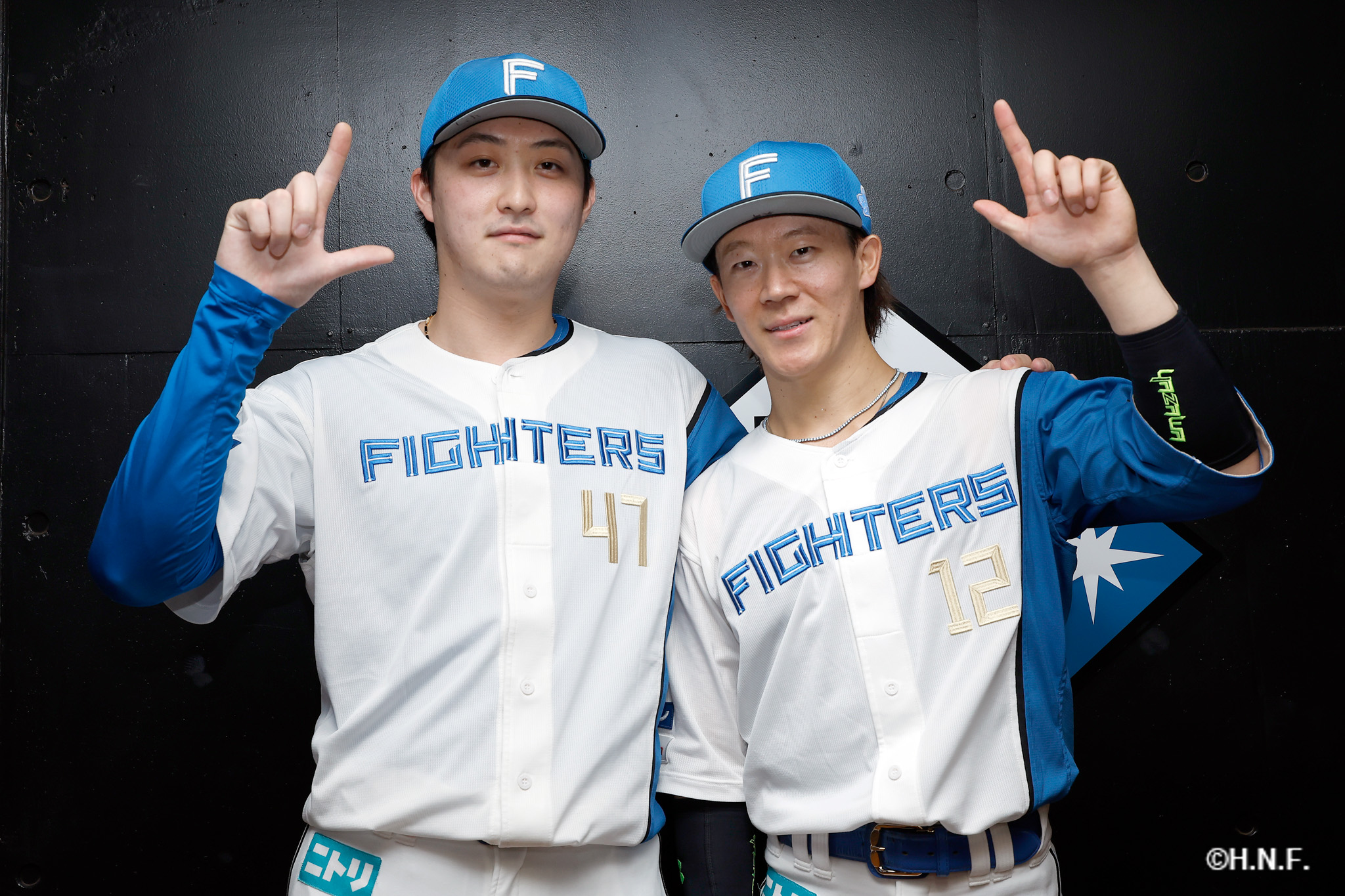 ヒーローの柳川投手、矢澤選手04