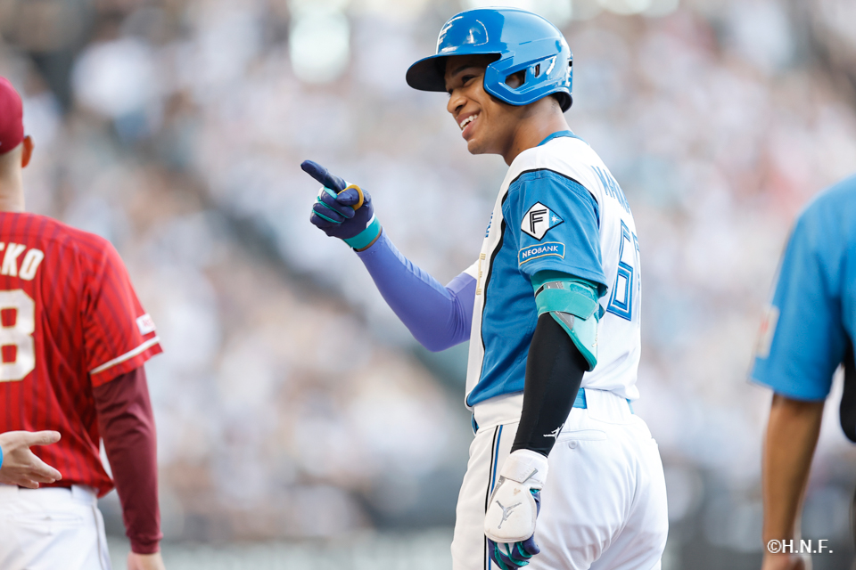 7回裏、万波選手05